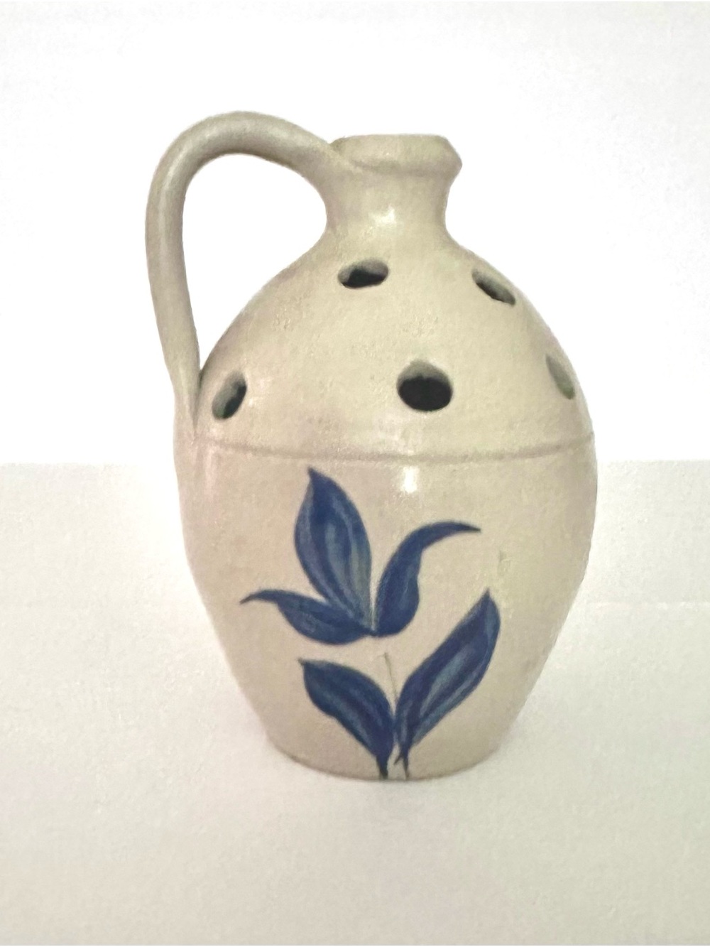 Williamsburg Pottery salt glazed mini jug bud vase blue floral/leaf 5in